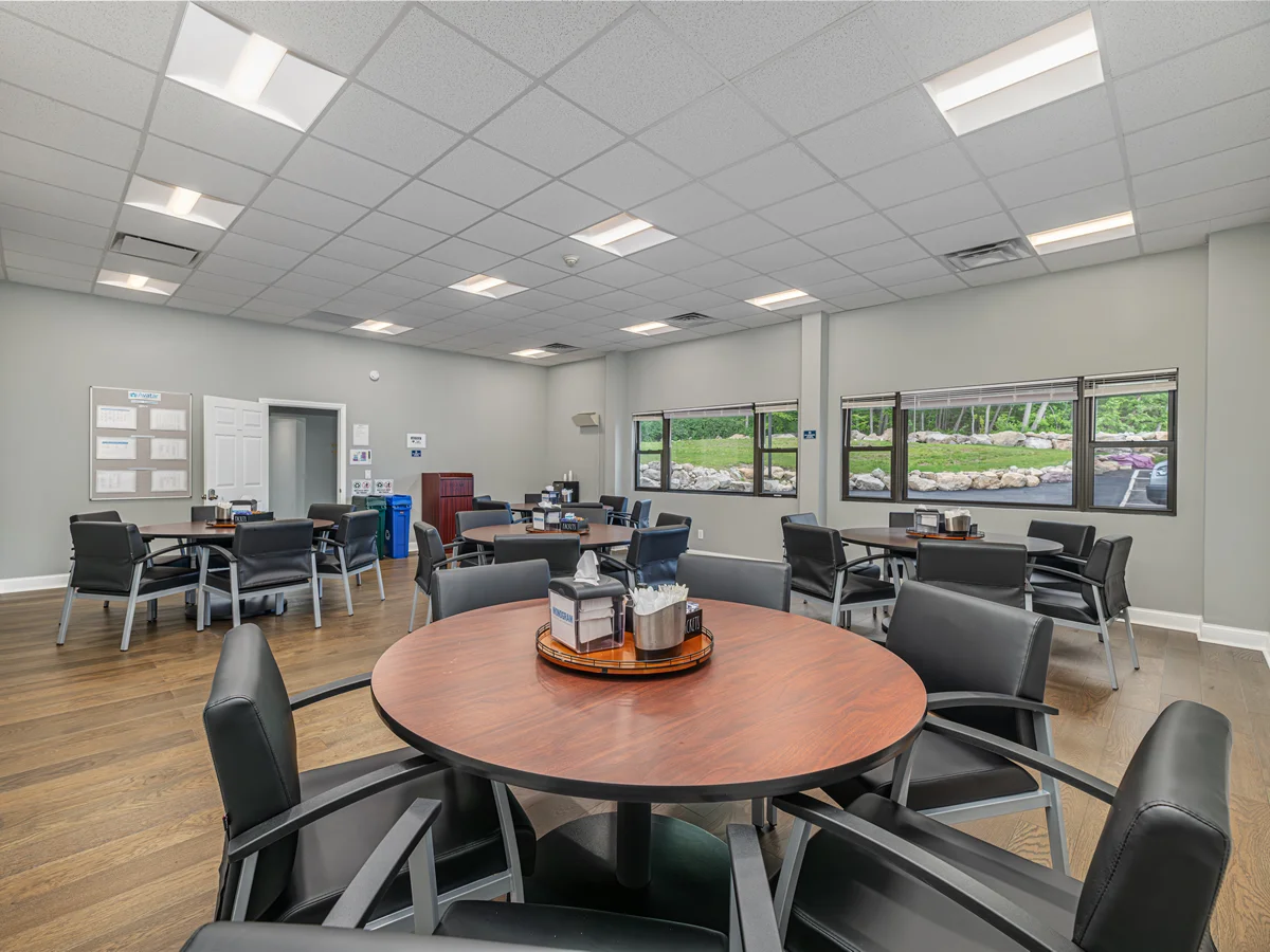 Avatar_Recovery_Center_Facility_Cafeteria_Room