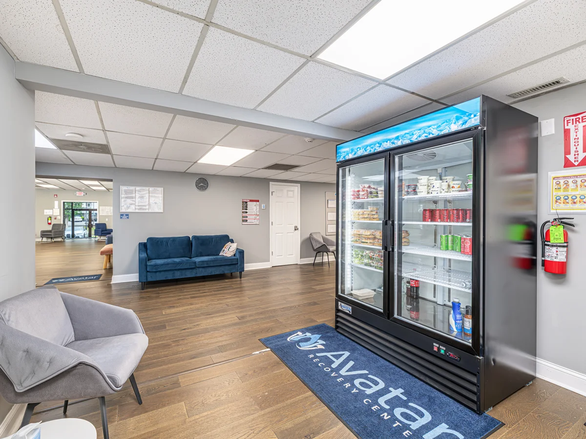 Avatar_Recovery_Center_Facility_Pentry_Area_With_Refreshments